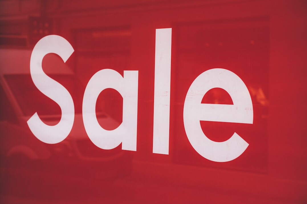crowded store sale